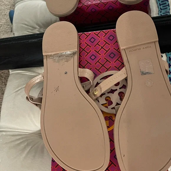 COPY - Tory Burch 2024 Logo Sandals w Receipt Box Dustbag Sz 9.5 - Picture 8 of 8